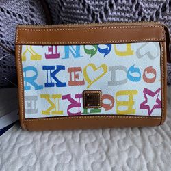 Dooney & Bourke Cross body