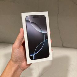  iPhone 16 Pro - BOX & CABLE ONLY