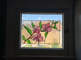 Beautiful hand made stained glass piece
