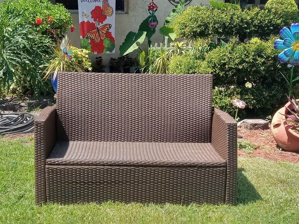 Weatherproof Wicker Couch