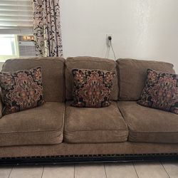 Matthew’s Brothers Couch 