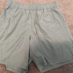 Men’s Green Old Navy Active Shorts/Swim Trunks (Medium)