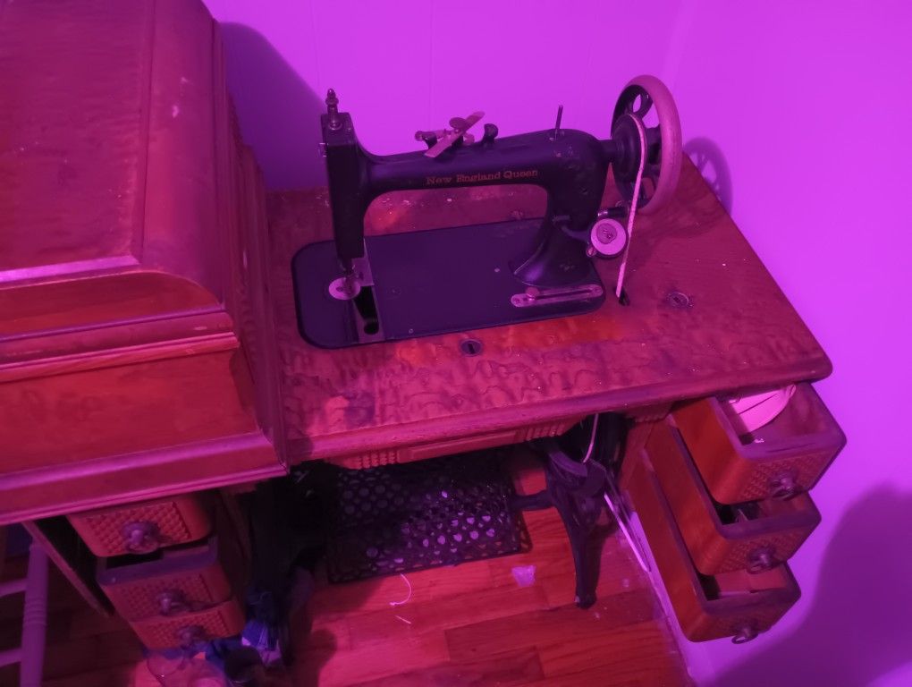 Antique "New England Queen" Sewing Table With Attachments