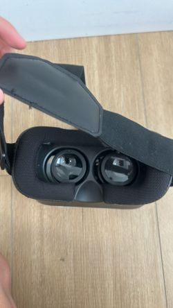 VR goggles Vivitar Dream On VR180 Virtual Reality Headset