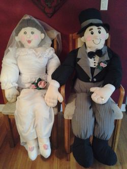 Plush Bride & Groom