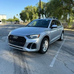2022 AUDI Q5