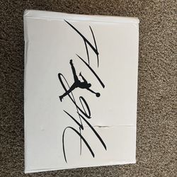 Jordan 4 white thunder