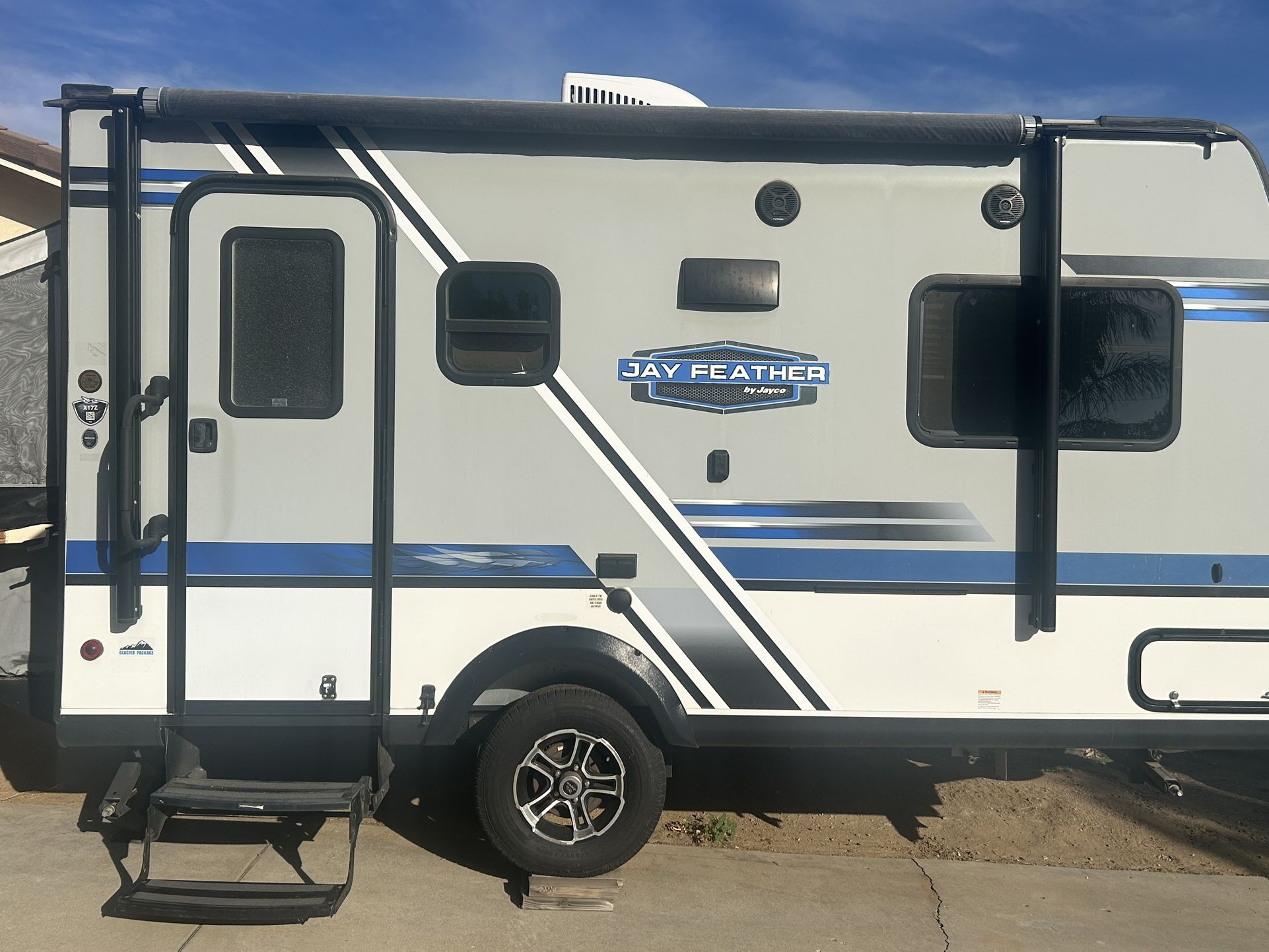 2019 Jayco Jay Feather