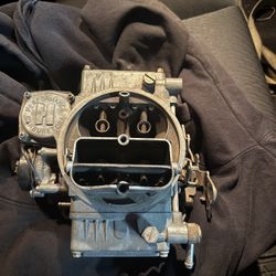 Holley 4 Barrel 600 CFM Carburetor