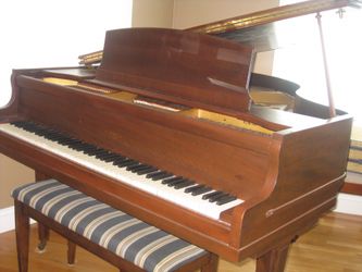 Kimball 5 ft baby grand