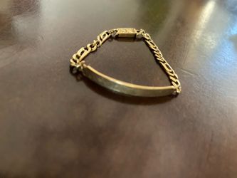 Baby Gold Wristlet