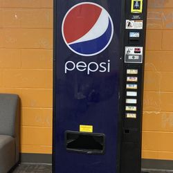 Drink Vending Machine (Dixie Narco)