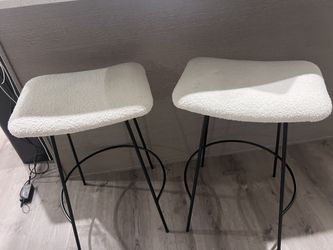 Barstool 