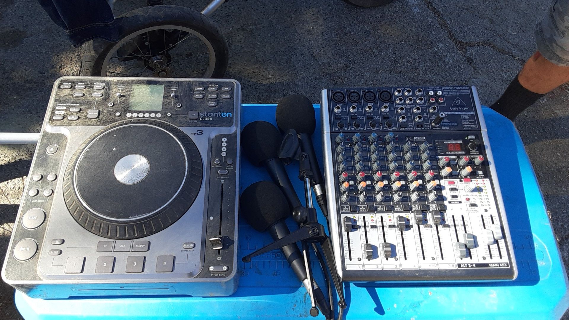 Music recording/DJ equipment