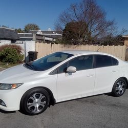 2013 Honda Civic Hybrid~Runs Great~Gas Saver~120K~Reg 2026~Smog