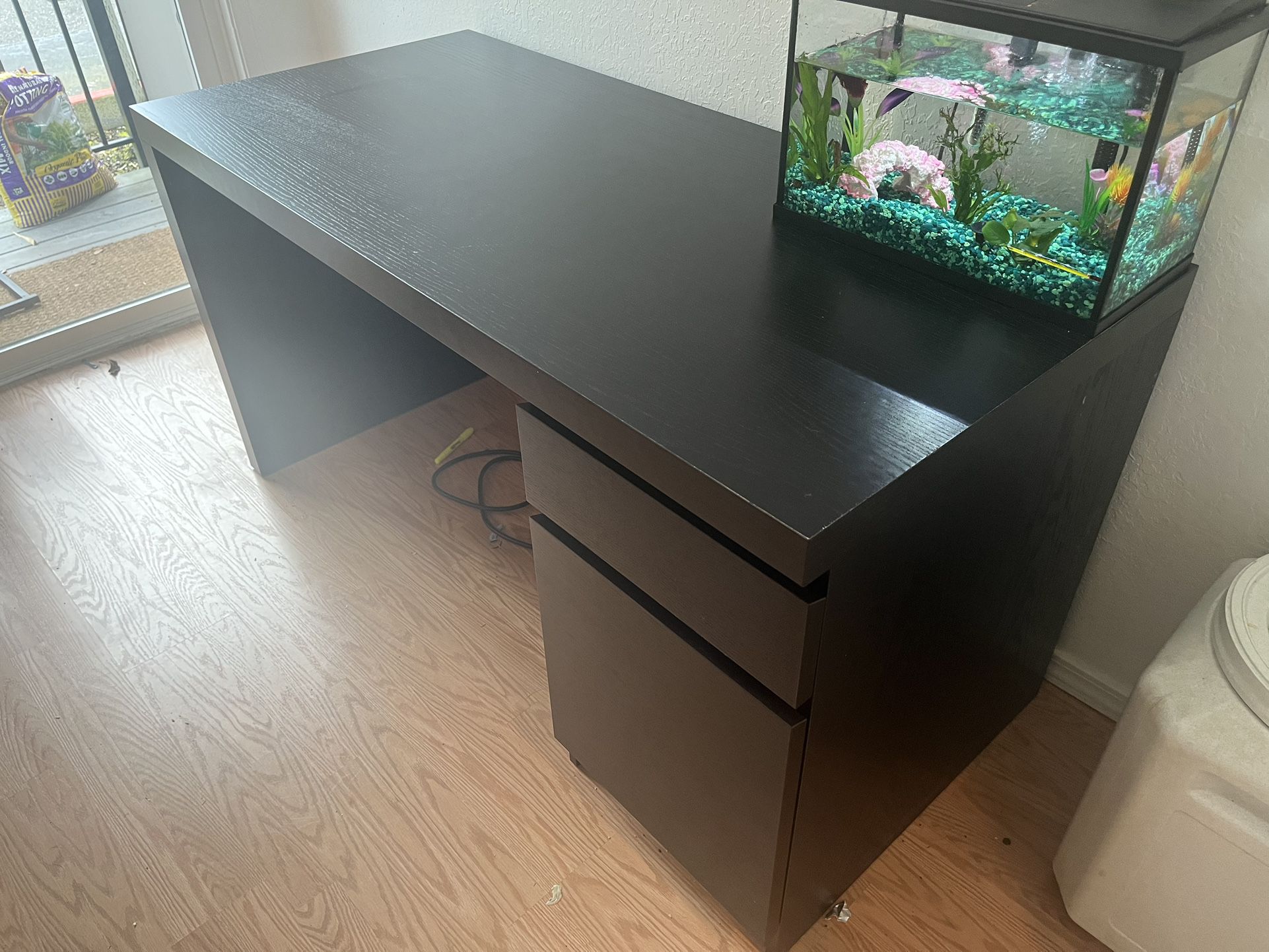 Free Desk Need Gone Today