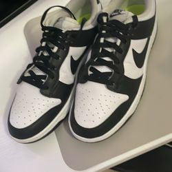Nike Panda Dunks 