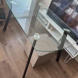 Glass Dinning table
