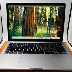 Apple MacBook Pro 2020 CORE i7 16GB 512GB TouchBar
