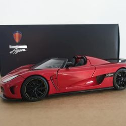 Autoart Signature 1/18 Koenigsegg Agera