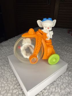 Vintage 1991 Batman Returns Poison Ivy Car McDonalds Meal Toy DC Comic