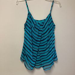Women’s NEW YORK & COMPNY 100% polyester lined spaghetti strap tank top with adjustable straps… Size medium