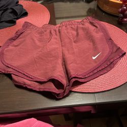Nike Small Shorts