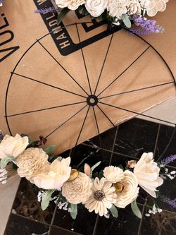 Bicycle Wheel With Wood Flowers Decor 