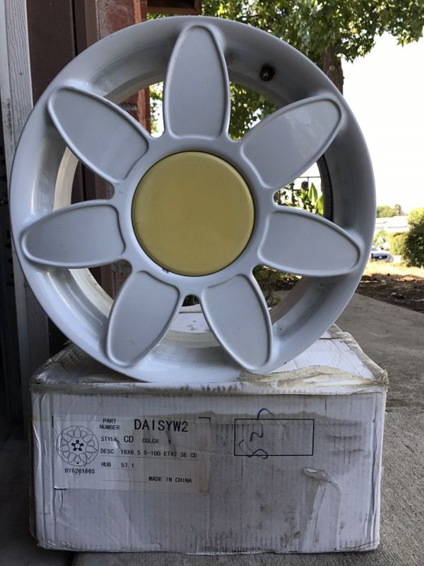 Daisy flower rims