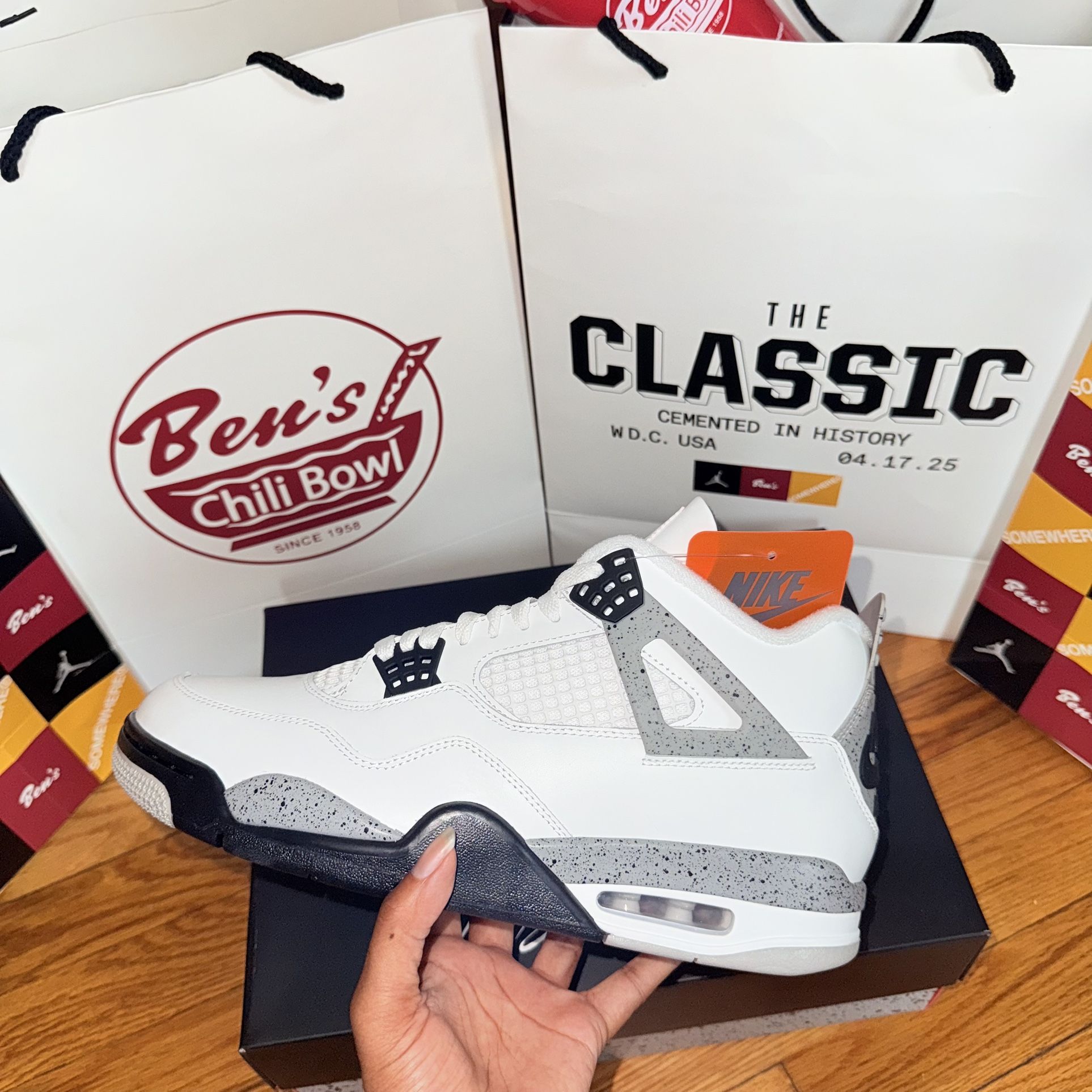 Jordan 4 'White Cement' GS size 5y