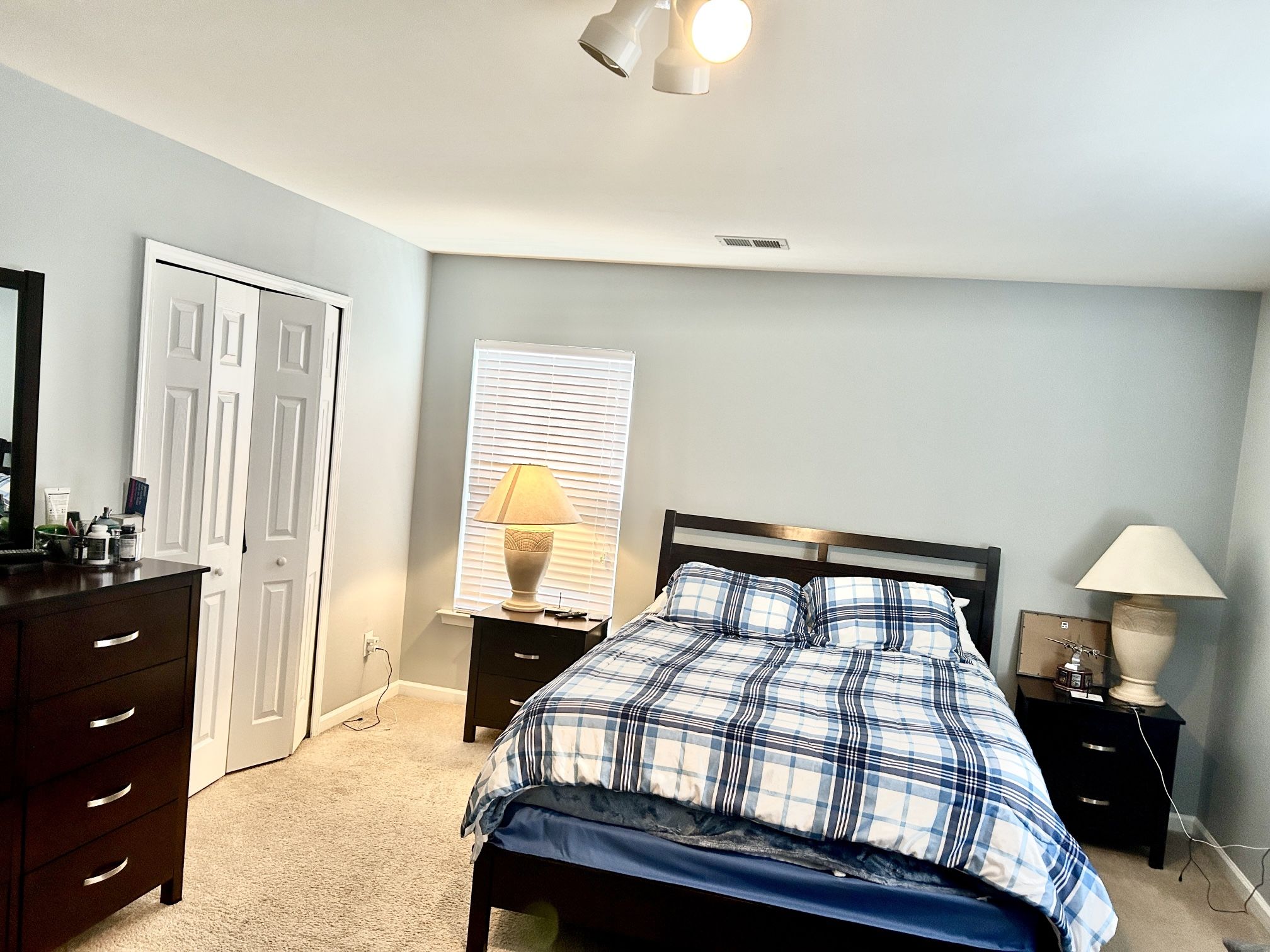 Queen Bedroom Sets