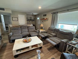 Couch and love seat reclining set