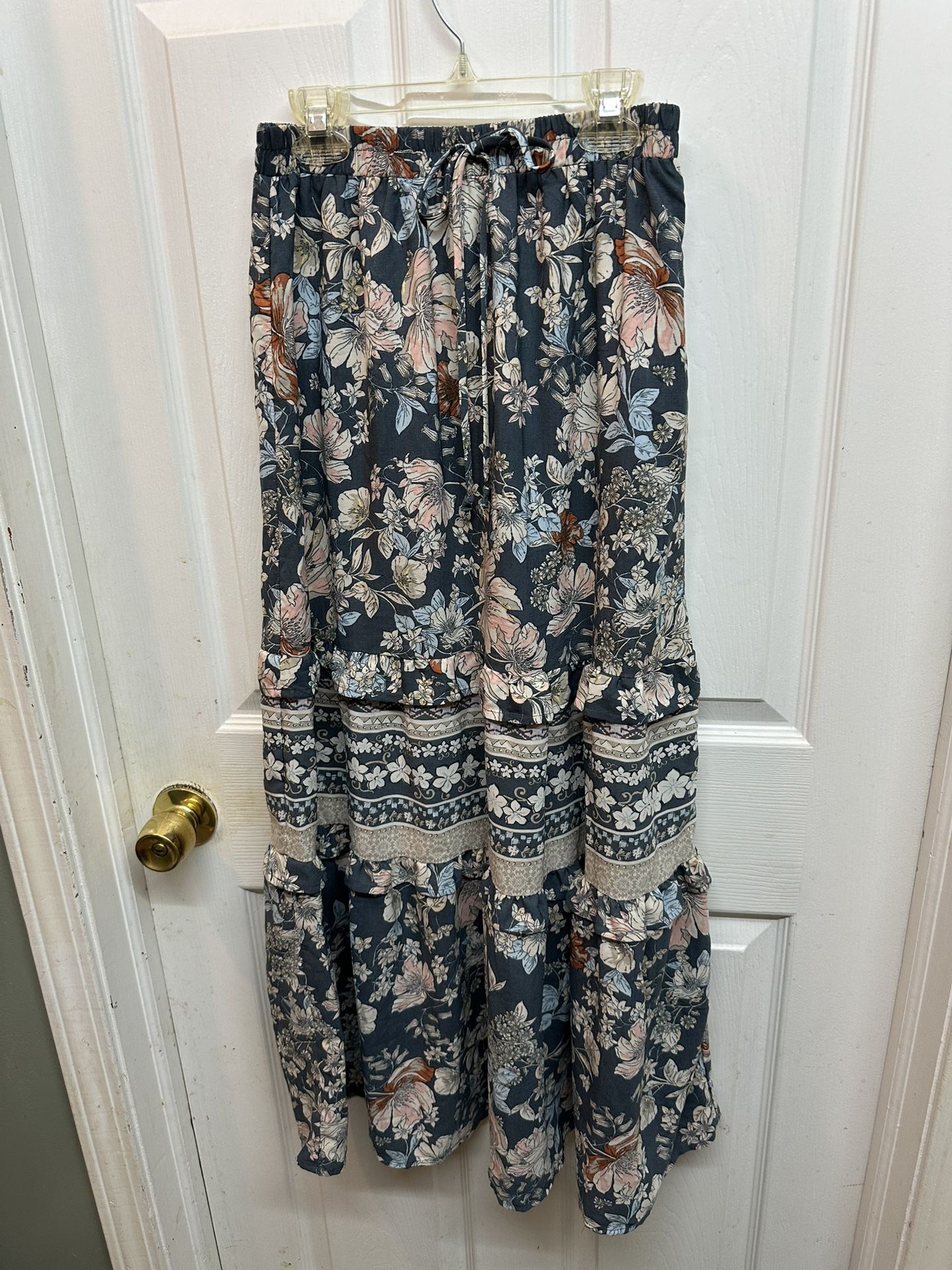 Sienna Sky Maxi Skirt Tiered Ruffled Multicolored Floral Gray Background Size S Good Condition 