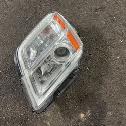 2017 GMC Terrain headlight case