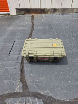 Medium Husky work box