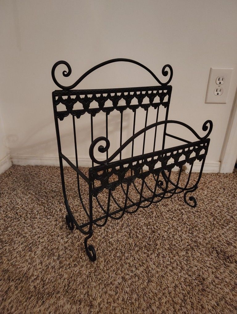 Vintage Magazine Rack 