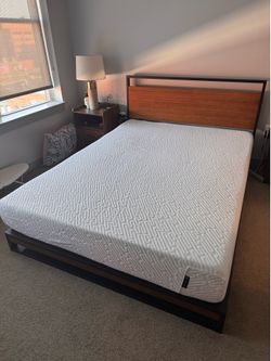 Wood and metal platform bed frame - queen