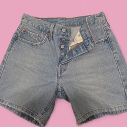 Levi's women's blue denim shorts 