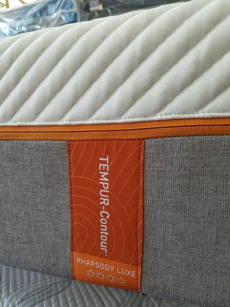 Queen Sizes Mattress Memory Foam Tempur-pedic