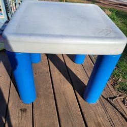 Kids Table