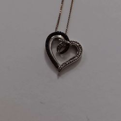 Vintage Jewelry.  Sterling Necklace with heart Pendant 18 inch chain. 