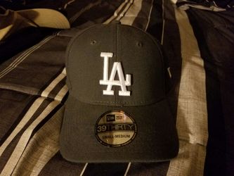 SMALL/ MEDIUM
