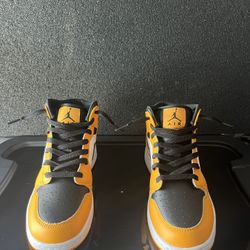 Air Jordan 1 MID (GS)