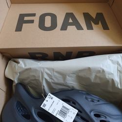 Yeezy Foam Runners (Size 12)