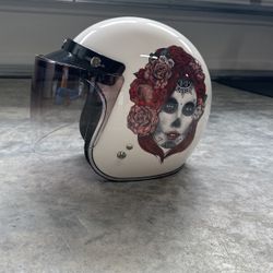 Sugar skull woman’s helmet