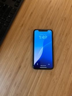 iPhone XR ( Unlocked) 64gb Black color