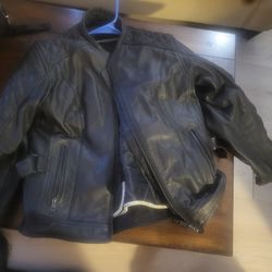 Leather Women's Motorcycle Jacket with Pads Size Medium