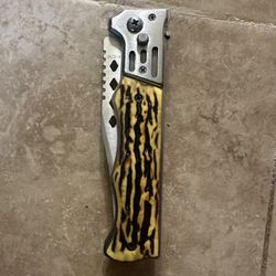 Nice Bone Handle  Folding Pocket Knife 