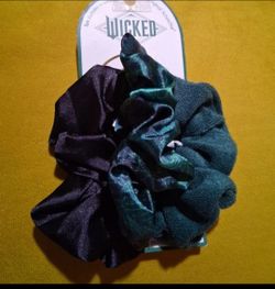 New Conair Wicked Elphaba 3PK elastic Scrunchie Green and Black
