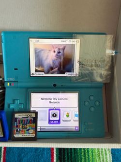 Nintendo DSi Light Blue Handheld Console Game System - with box